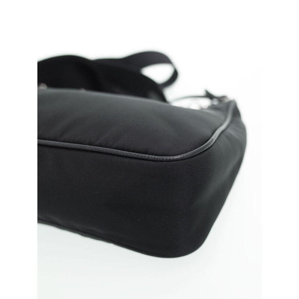 Prada ReEdition 2005 Saffiano Leather Chain Shoulder Bag Black - Picture 7 of 9